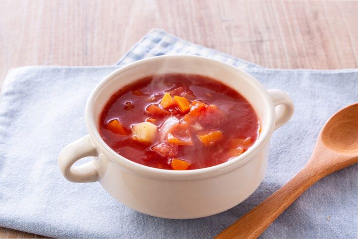 市販のカップスープで1日に必要な野菜の摂取量を満たすことは可能？（画像はイメージ）