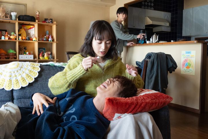 『三人夫婦』で美愛を演じた朝倉あきさん