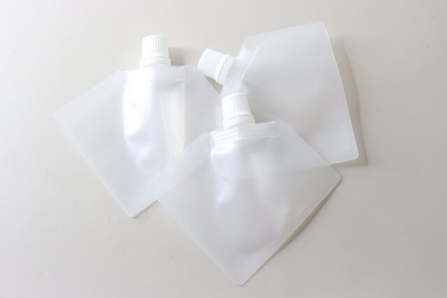 使い捨て詰替えパウチ