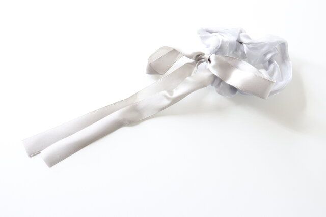 リボンシュシュ（フェイクパール）