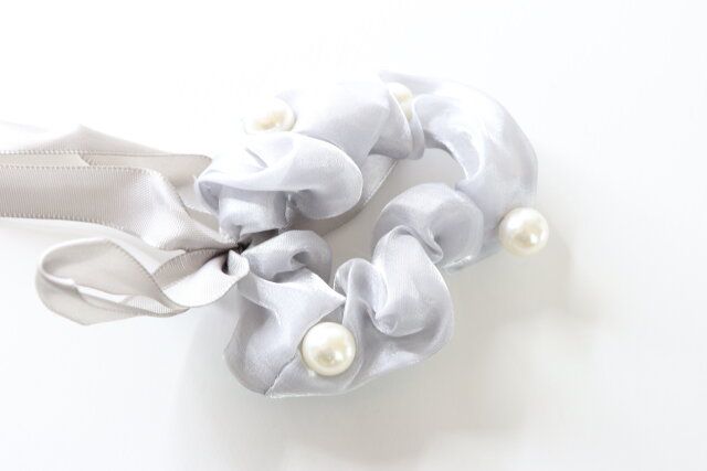 リボンシュシュ（フェイクパール） デザイン