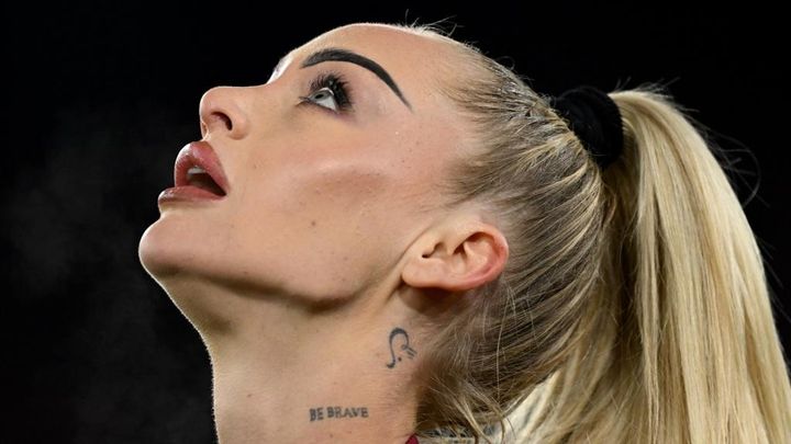 世界一の美女選手、化粧をしてプレーすることへの批判に憤慨 「みんな嫌がるけど何が問題なの？誰も傷つけていない」