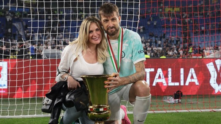 精巣ガンから復活の37歳スター、チームを救う英雄ゴール！ファンは弁護士の妻にも感謝「顔をタトゥーで彫る」