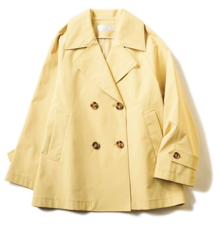 コート¥14,190／ドゥクラッセ