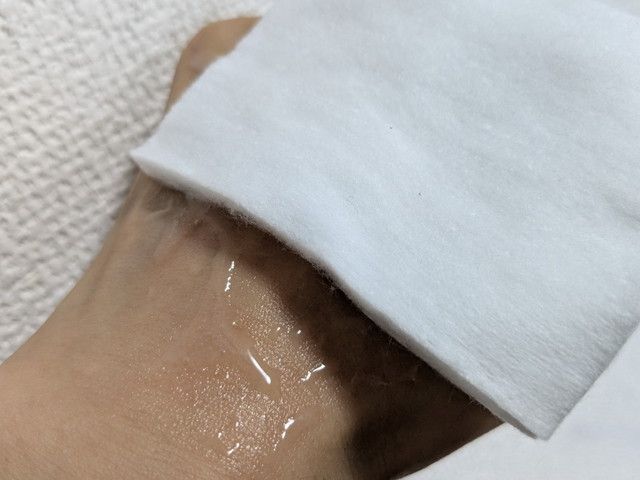 ソフィーナ iP 水光ピーリング泡セラム