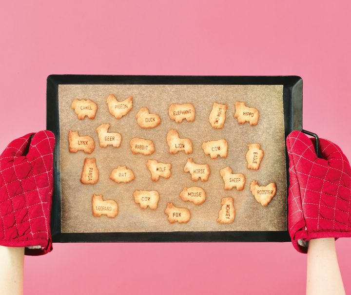 かわいくておいしくて、英語も学べちゃう、万能ビスケット菓子「たべっ子どうぶつ」