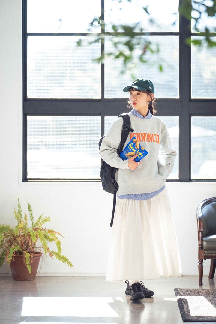 “白いティアードスカート”は甘くも辛くも着られて重宝！デイリーコーデ2選【FUDGE FRIEND おしゃれさんの毎日コーディネート｜UMI】