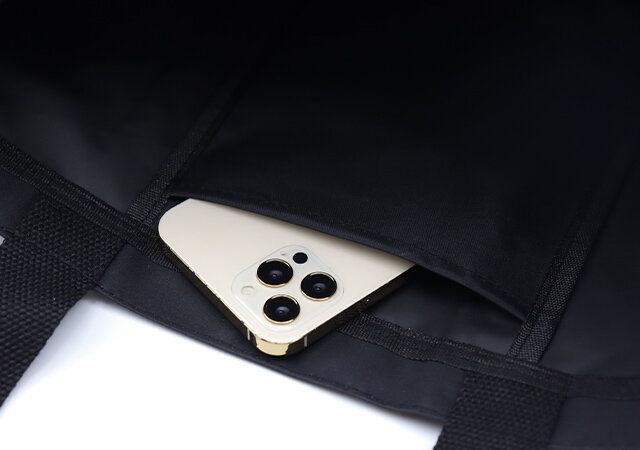 宝島社リトルミイ大容量黒トートバッグ内ポケット