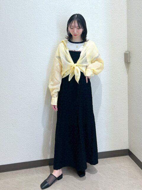 黒キャミワンピースコーデ4