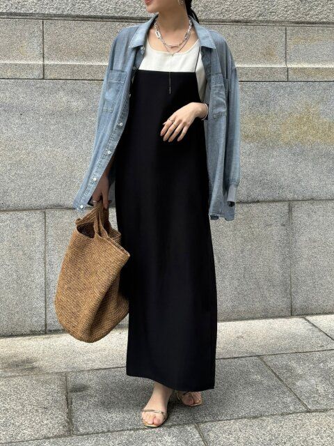 黒キャミワンピースコーデ2