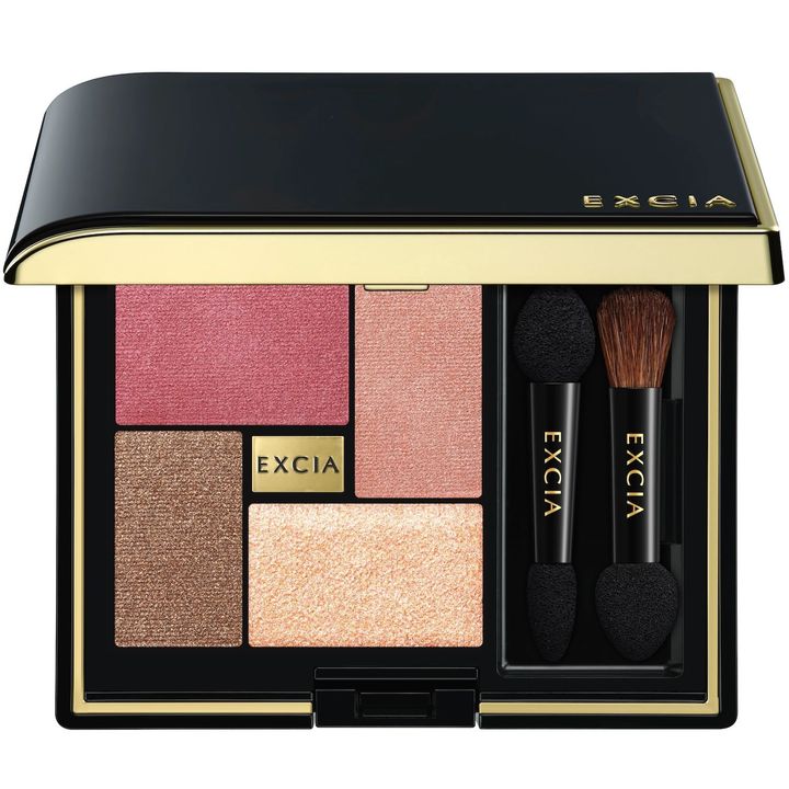 アイカラー ヴォロンテ 05 ￥6,600／エクシア（アルビオン 0120-114-225）