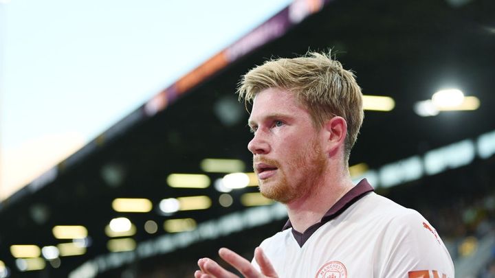 日本代表MF遠藤航の同僚となる可能性も！？シティMFデブライネの去就に現地紙の意見は？