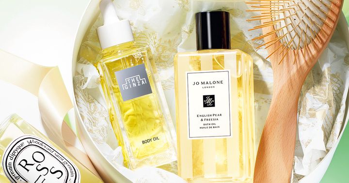 頭皮美容ブラシ、バスオイル、ボディオイル、ルームスプレー