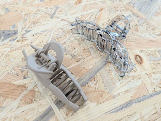 ヘアクリップ2つ