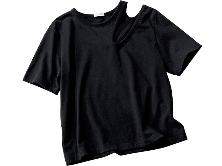 プロタゴニスタの今っぽい肌見せTシャツ