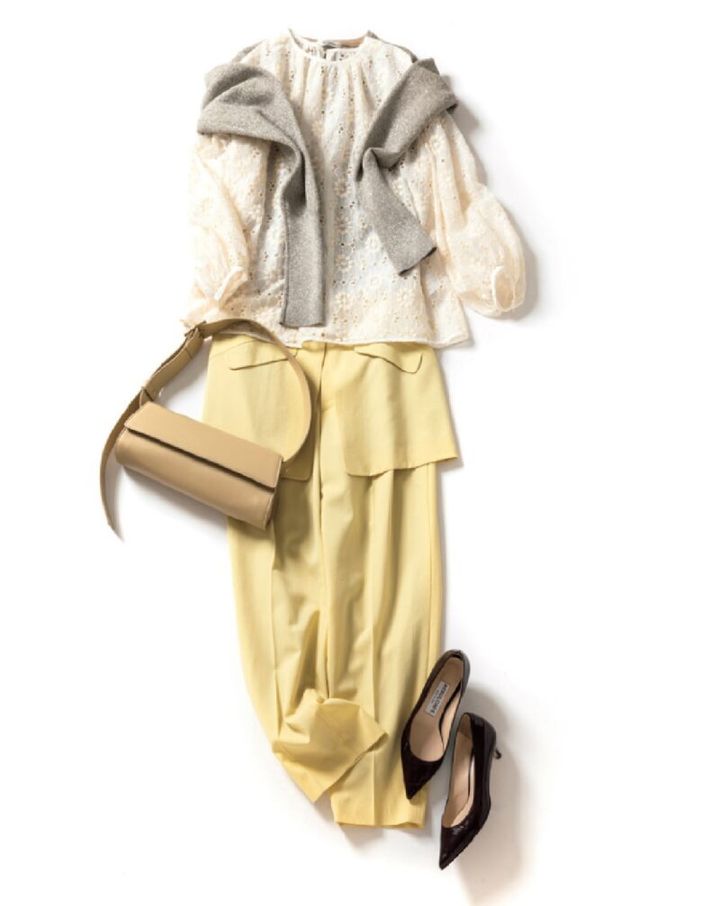 カットレースブラウスの着まわし