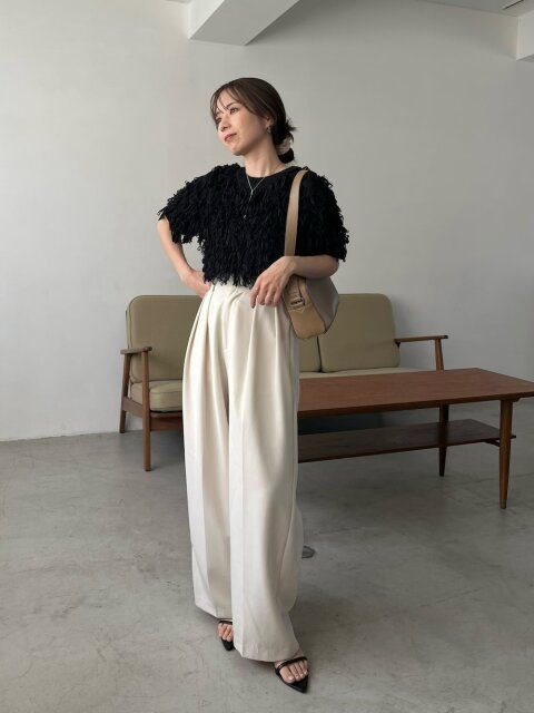 白パンツコーデ1