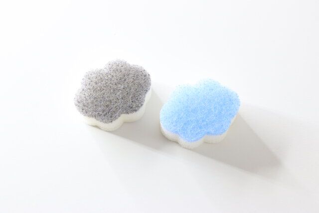 セリアのくもピカは2個入100円