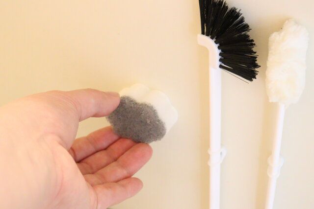 セリアのくもピカは浴室の壁に貼っておける