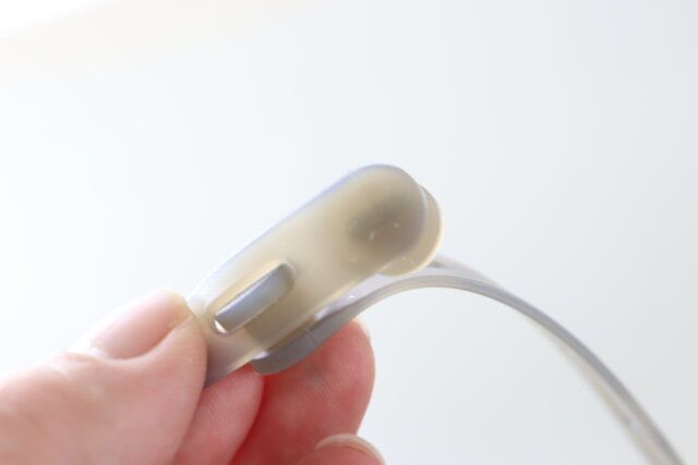 セリアのシリコーン製RE‐98 連結できるケーブルタイ 半透明 2P