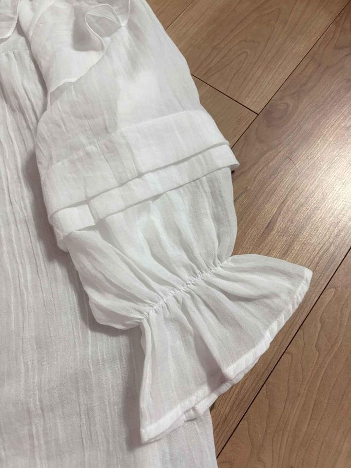 画像2: フリルがたっぷり