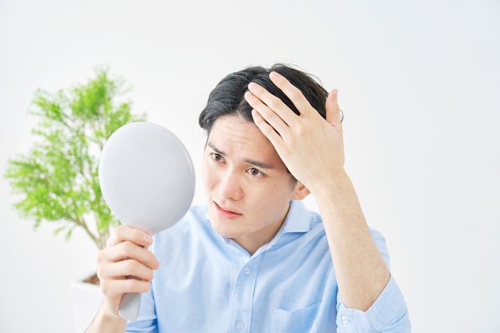 薄毛が気になり始めたら？（画像はイメージ）