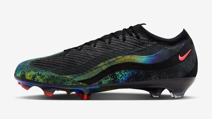 伝説のスニーカー『エアマックス95』、30周年サッカースパイク第2弾がNIKEから登場！5月12日発売予定