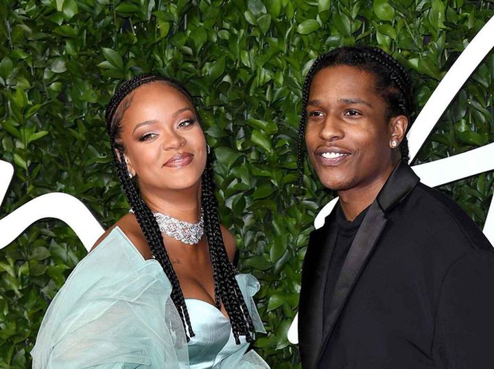 画像3: リアーナがエイサップ・ロッキーの服を盗みまくる