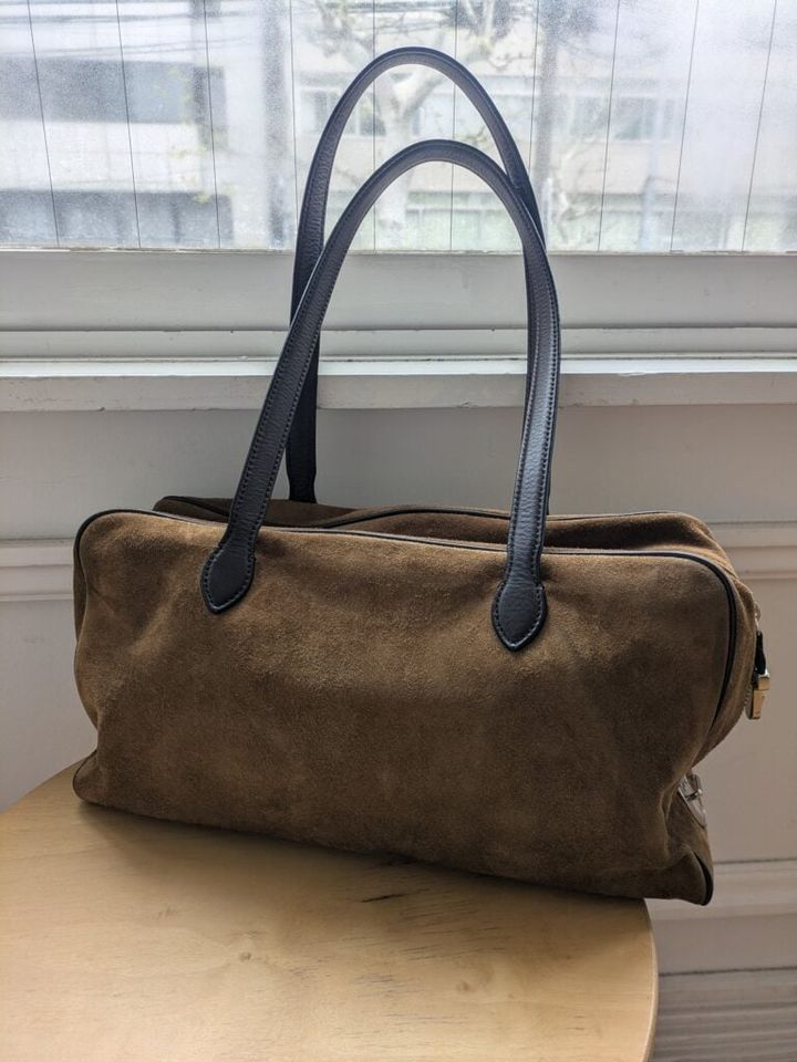 韓国、バッグ、TOUT Y EST