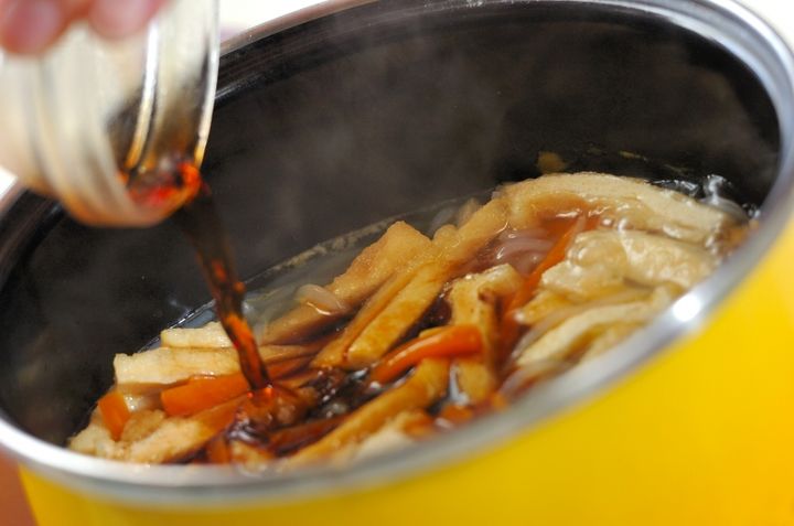 しらたきとお揚げさんの煮物の作り方1