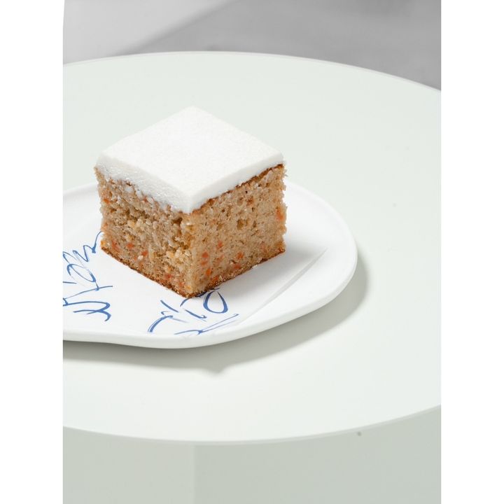 キャロットケーキ本体写真