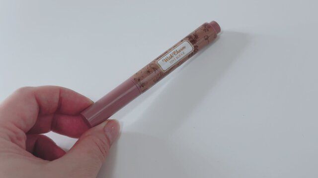 ダイソー ＆. Wチャーム リップティント 01a オレンジブラウン