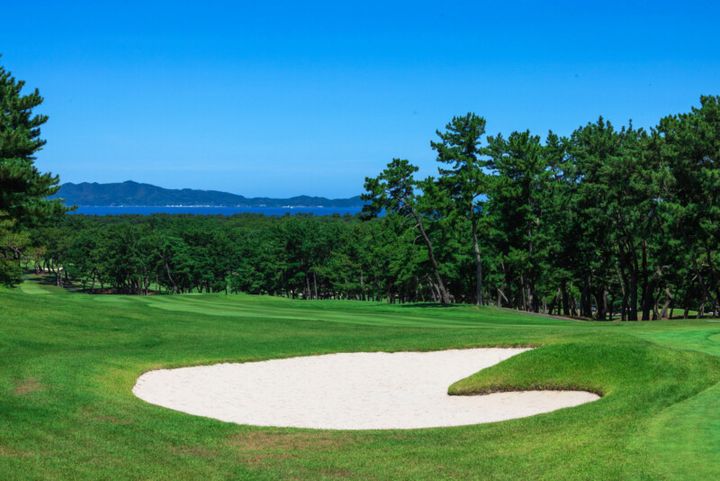 コースもクラブライフも最高品質の九州の名門！玄海ゴルフクラブ
