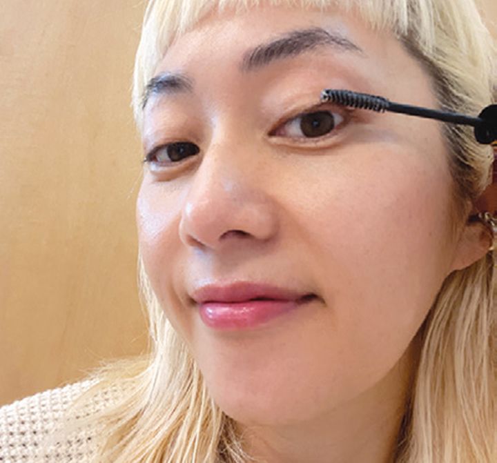 SUQQUのディファイニング アイラッシュ ベース