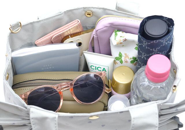 ジルスチュアートハートフリルバッグ付録500mlペットボトル入る