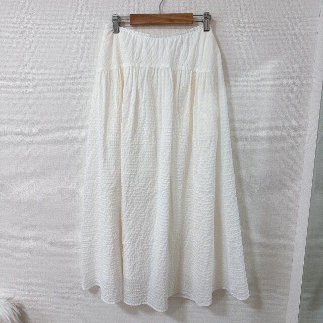 ユニクロ シアサッカーボリュームスカート