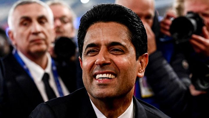 世界的金満チームの太っ腹会長、悲願の初優勝がかかる決勝戦に全従業員600人を招待！？