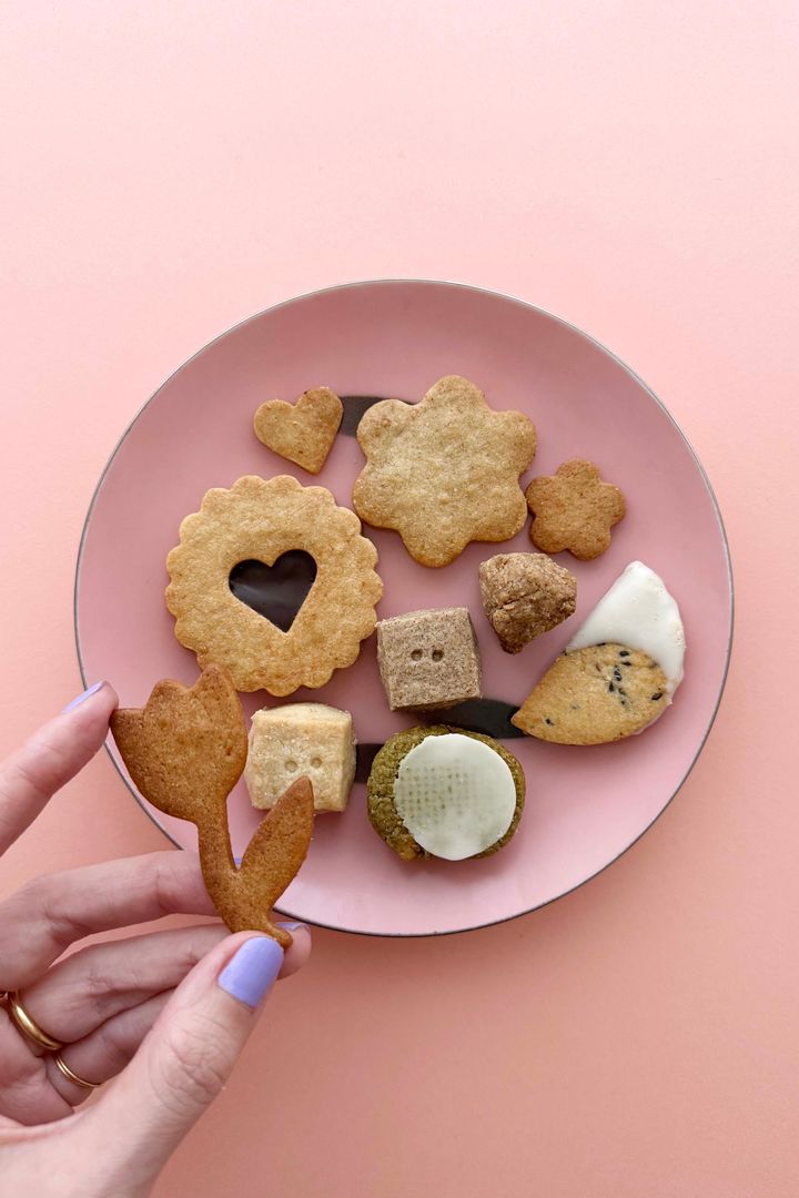 お取り寄せスイーツ2025♡ まだ間に合う！母の日ギフトにもおすすめ、かわいいクッキーボックス【ささやかですてきなもの 大谷有紀 vol.235】