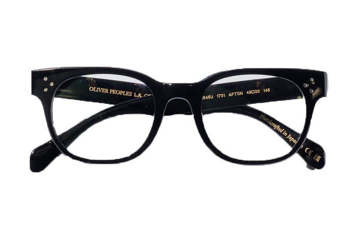 顔の印象が一気に旬顔になれる！おしゃれなメガネ4選