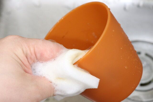 ダイソーの食器にフィットするキッチンシートスポンジ（26枚 泡立ちソフトタイプ）