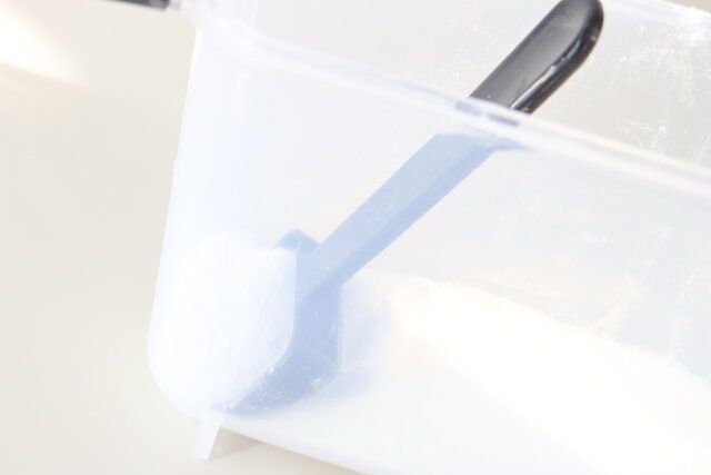 セリア ムダゼロ 調味料ケース 280ml 黒 スプーン デザイン