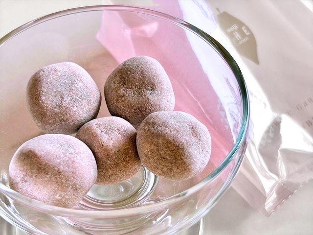 明治 ザ・カカオ 琥珀ガナッシュ いちご