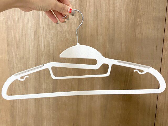 3COINS 伸び防止ハンガー