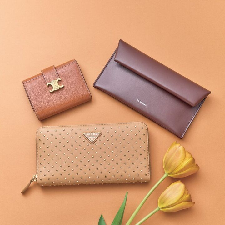 ブラウンの開運財布