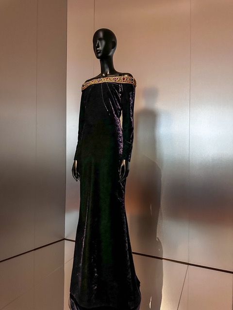 ルーヴル美術館とメゾンのオートクチュール、夢の共鳴【夢見るパリ】