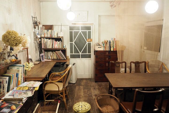 京都の城下町で見つけた♪ レトロでかわいい雑貨が詰まった宝箱のようなカフェ／ 福知山「まぃまぃ堂」