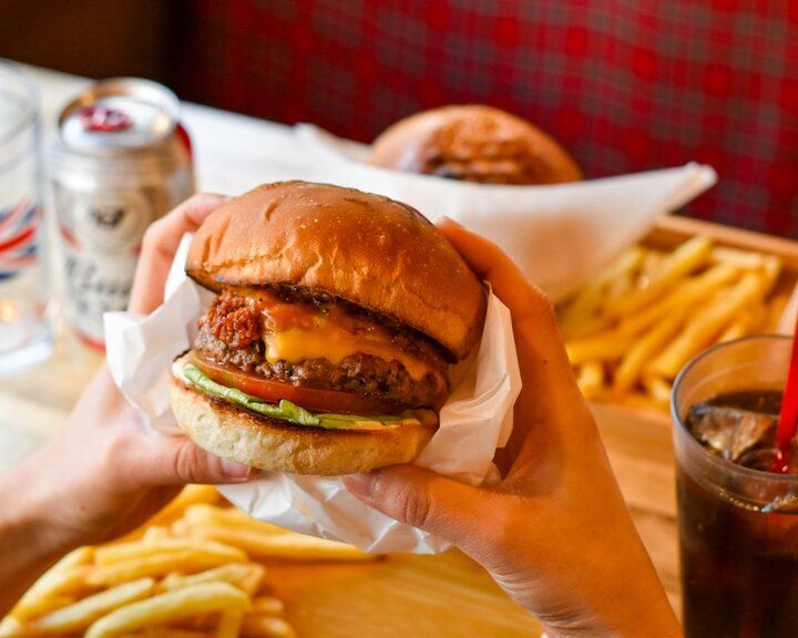 世界中の古き良きものが集結「東京蚤の市'25 SPRING」パンや焼き菓子がそろう「こむぎフェス」も初開催