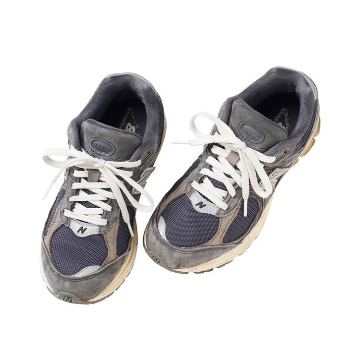 〈New Balance〉2002R