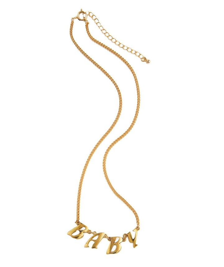 八木アリサとネックレス