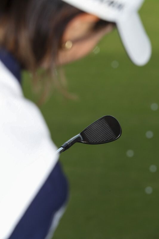 越雲みなみが“ミニロブ”の打ち方を解説！やわらかい球を打つには？